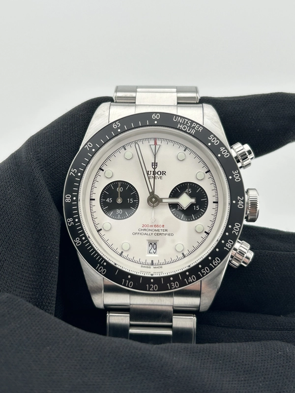Tudor Black Bay Chrono Opaline Dial on Stainless Steel Bracelet Ref. 79360N Complete 2022 view 3