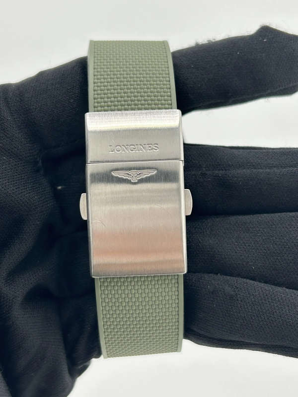 Longines Hydroconquest Green Dial on Rubber Band Ref. L3.782.4/4.06.9 Complete 2026 view 4