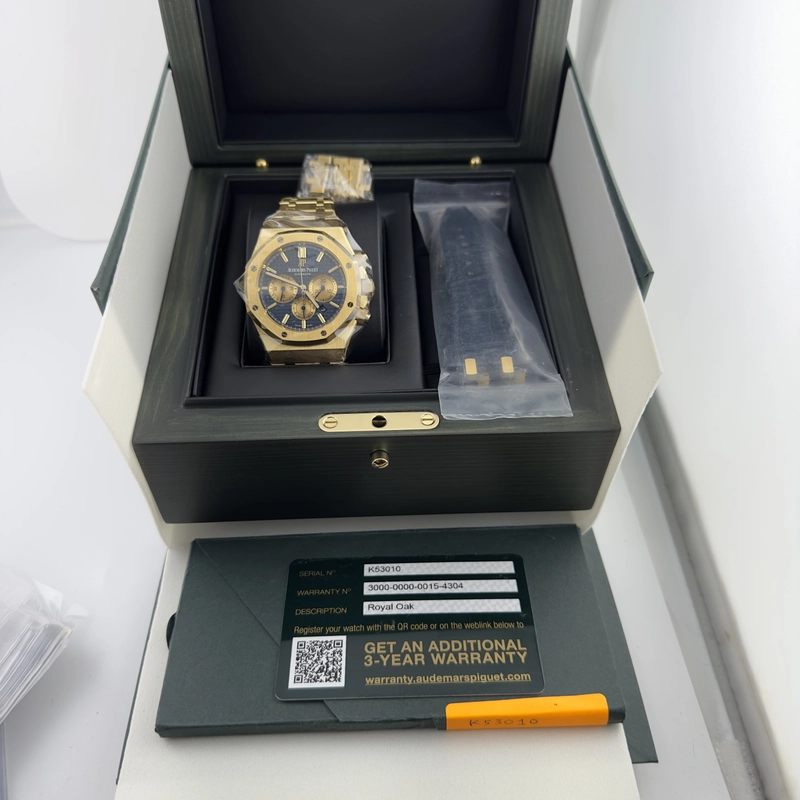 Audemars Piguet Royal Oak Selfwinding Chronograph Blue Dial on Yellow Gold Ref. 26331BA.OO.1220BA.01 Card 2020 view 7