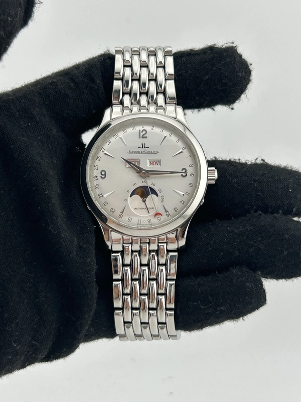 Jaeger Le Coultre Master Moon/Master Calendar Silver Dial on Stainless Steel Bracelet Ref. 140.8.98.S/Q143812A Complete 2003 view 2