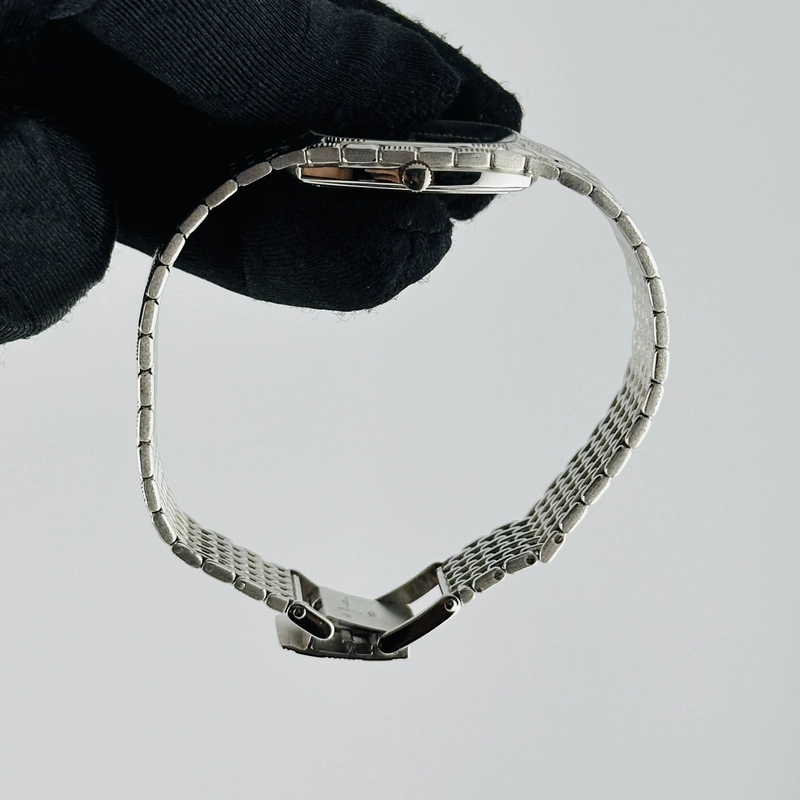 Audemars Piguet Cobra Blue / Factory Diamond Dial on White Gold Mesh Bracelet Ref. N/A view 5
