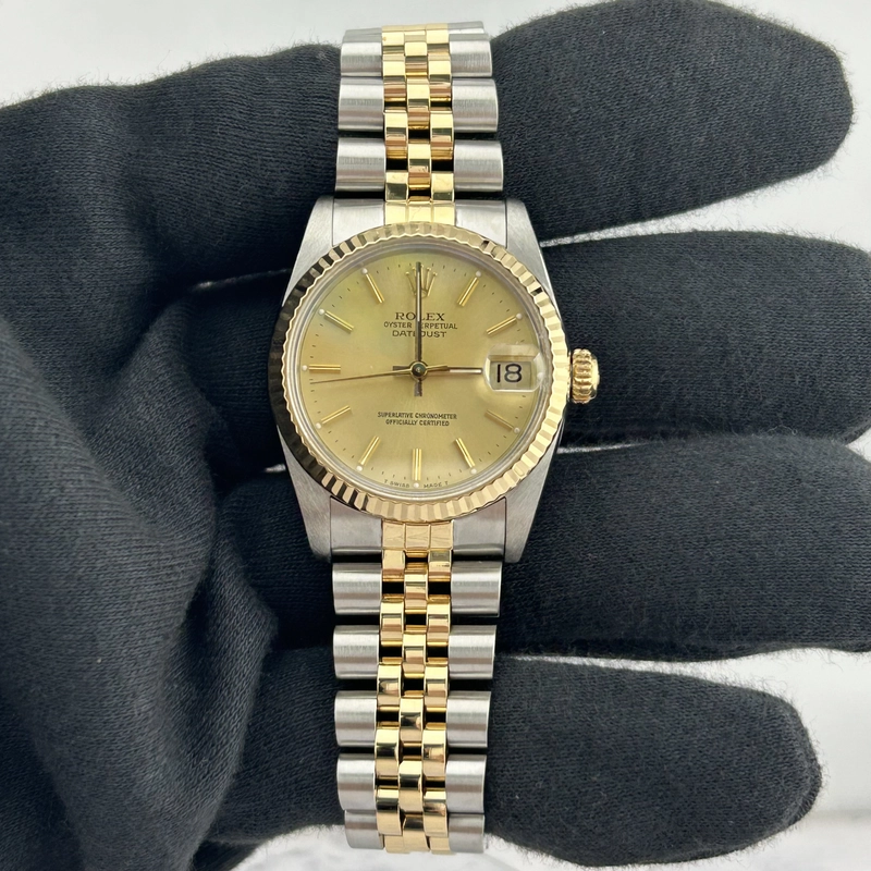 Rolex Datejust Champagne Stick Dial on D Link Jubilee Bracelet Ref. 68273 1988 view 2
