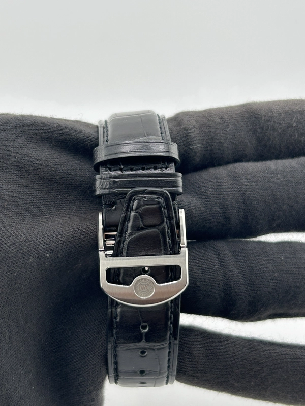 Iwc Portugieser Chronograph Green Dial on Leather Strap Ref. IW371615 Complete 2020 view 4