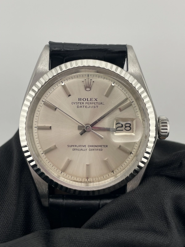 Rolex Datejust Silver Stick Dial on Generic Black Leather Strap Ref. 1601/4 1970 view 3