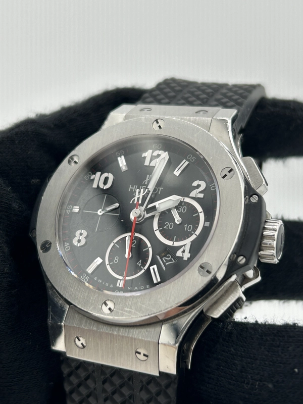 Hublot Big Bang Black Dial on Black Rubber Strap Ref. 301.SX.130.RX Card 2016 view 3