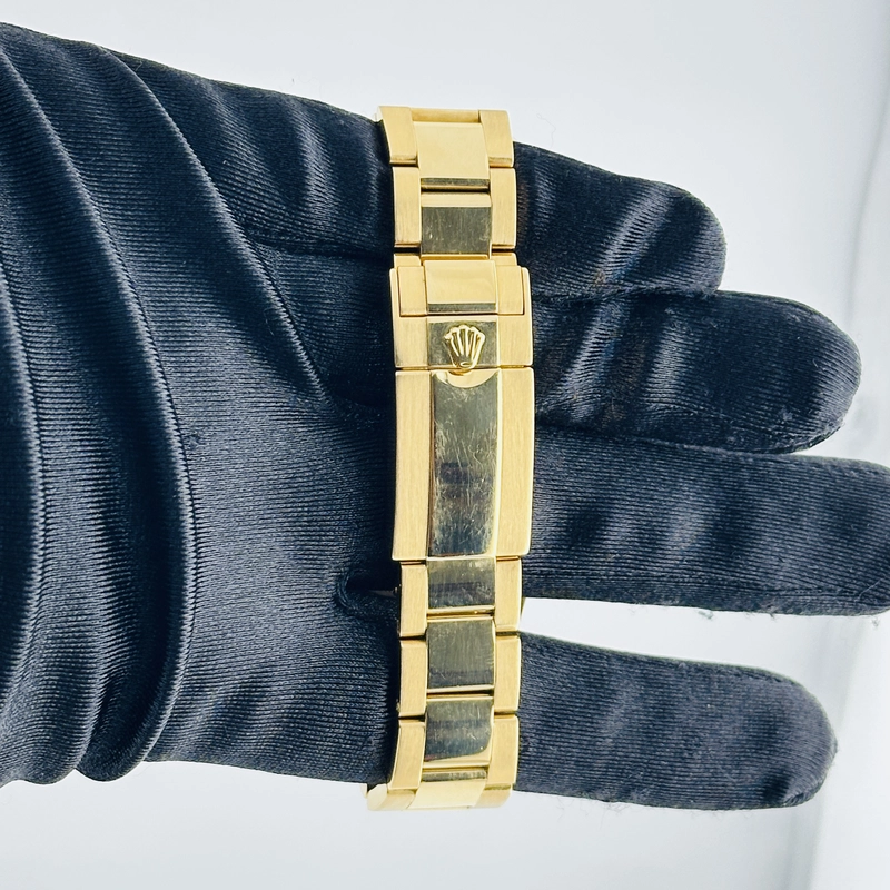 Rolex GMT-Master II Black Dial on Oyster Bracelet Ref. 116718LN Card 2008 view 4