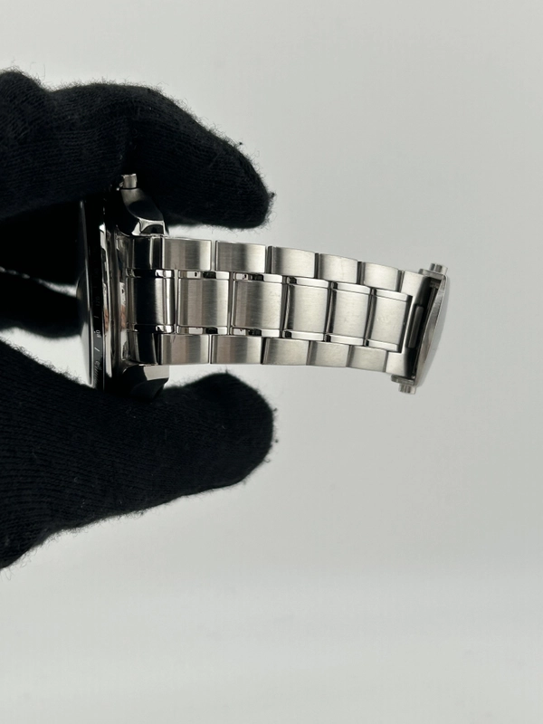 Omega Speedmaster Date Black Dial on Stainless Steel Bracelet Ref. 3210.50.00 Card 2008 view 5