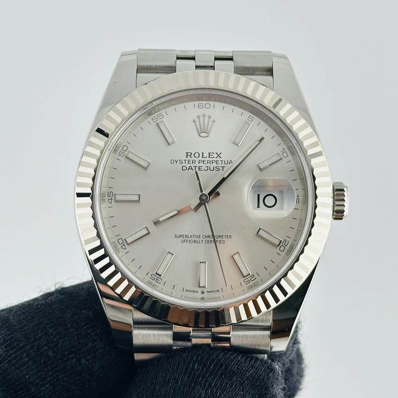 Rolex Datejust Silver Index Dial on D Link Jubilee Bracelet Ref. 126334 Card 2019 view 3