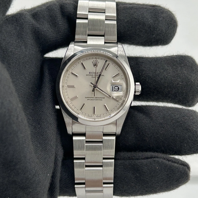 Rolex Oyster Perpetual Date Silver Stick Dial on Oyster Bracelet Ref. 15200 1999 view 2