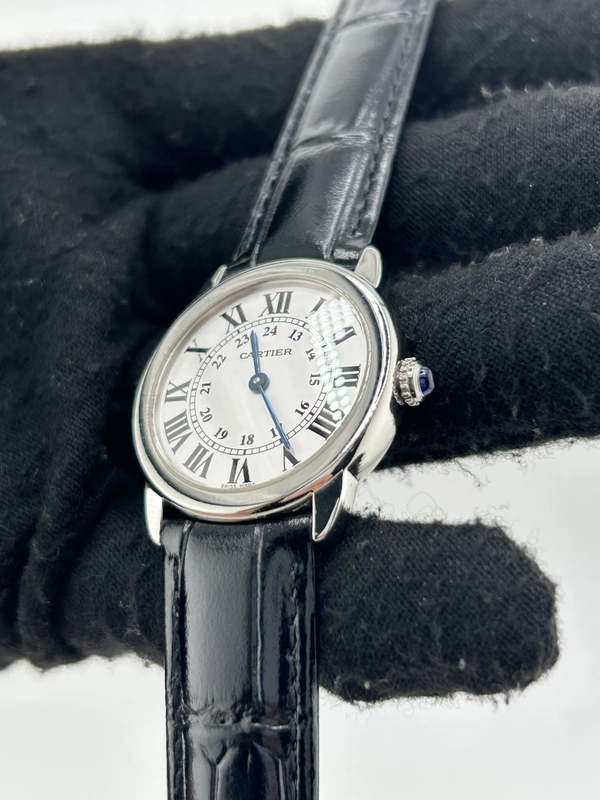 Cartier Ronde Solo de Cartier White Roman Numerals Dial on Black Leather Strap Ref. W6700155 Card 2015 view 3