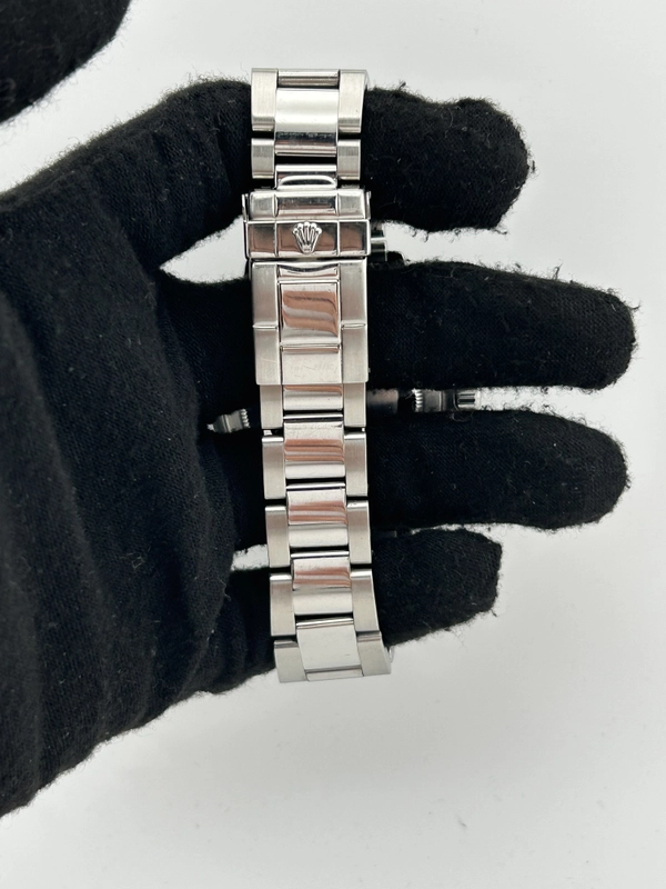 Rolex Yacht Master Platinum Dial on Oyster Steel Bracelet Ref. 16622 Papers 2000 view 4