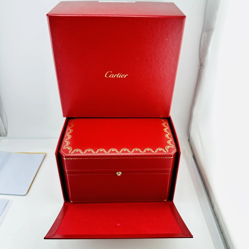 Cartier Santos de Cartier Medium Green Dial on Stainless Steel Bracelet Ref. 4075/WSSA0061 Card 2024 view 9