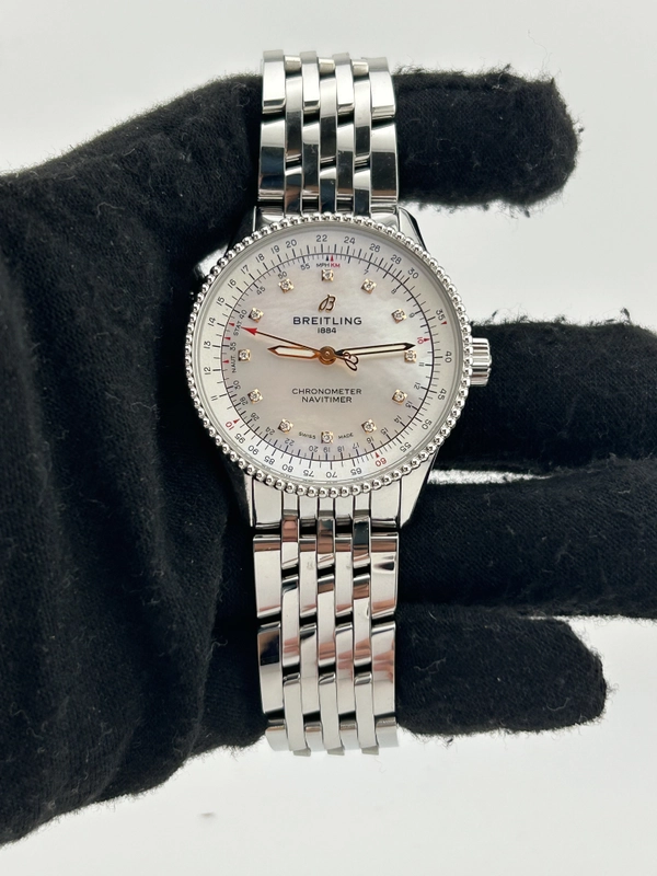 Breitling Navitimer Automatic White Mop Dial on Stainless Steel Bracelet Ref. A17395211A1A1 Complete view 2