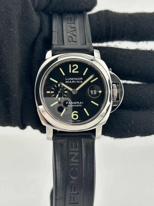 Panerai Luminor Marina Black Arabic Dial on Rubber Strap Ref. PAM00104 with Box 2011 view 2