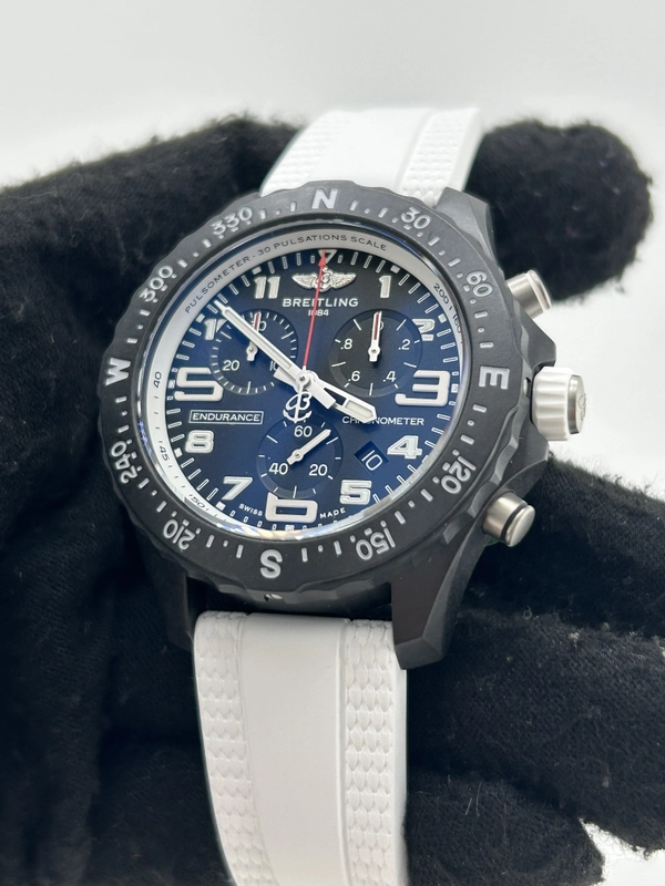 Breitling Endurance Pro Black Dial on Rubber Strap Ref. X83310A71B1S1 Complete 2026 view 3