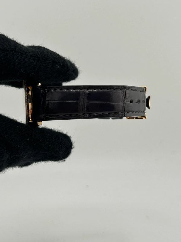 Vacheron Constantin Traditionnelle White Dial on Black Leather Strap Ref. 25558/000R view 4