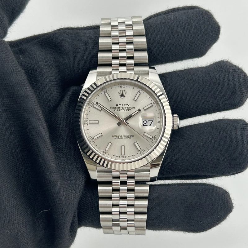 Rolex Datejust Silver Index Dial on D Link Jubilee Bracelet Ref. 126334 Card 2017 view 2