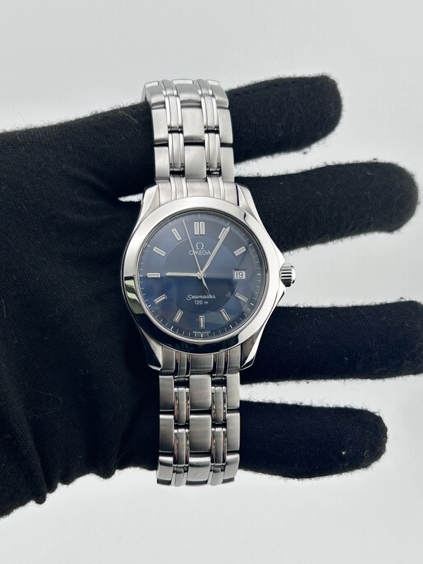 Omega Seamaster Blue Dial on Omega Ref. 2511.82 with Box view 2