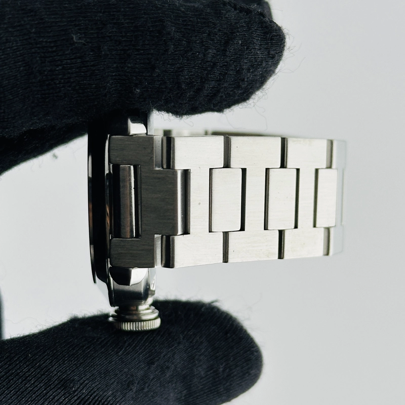 Cartier Pasha C White Arabic W Gold Markers Dial on Stainless Steel Bracelet Ref. 2324 view 4