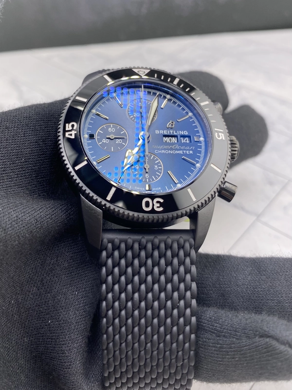 Breitling Superocean H√©ritage II Chronograph Blue Dial on Bracelet Ref. M13313101C1S1 Card 2026 view 3
