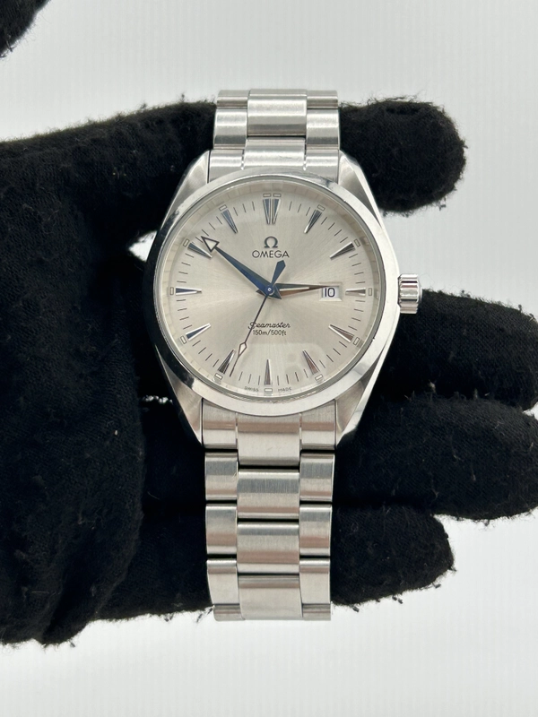 Omega Seamaster Aqua Terra 150m Silver Dial on Stainless Steel Bracelet Ref. 2517.30.00 view 2