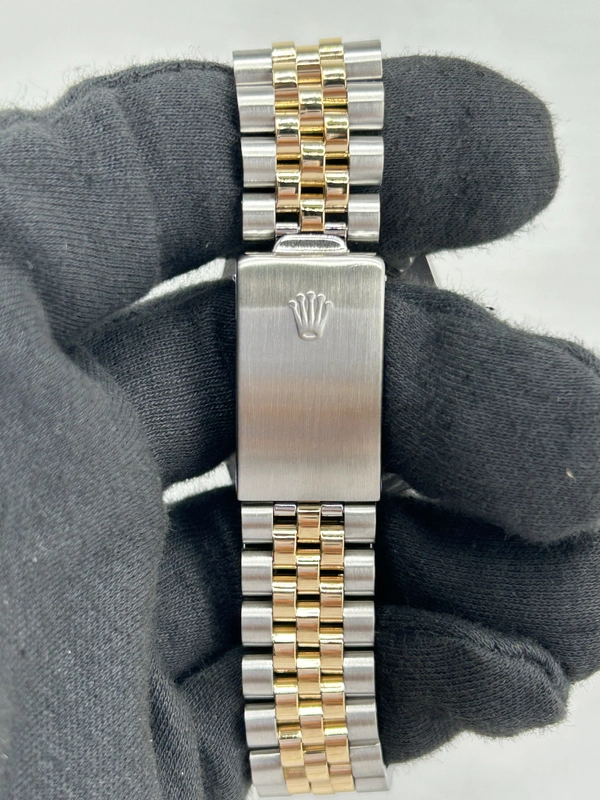 Rolex Datejust Champagne Stick Dial on D Link Jubilee Bracelet Ref. 16013 1987 view 4