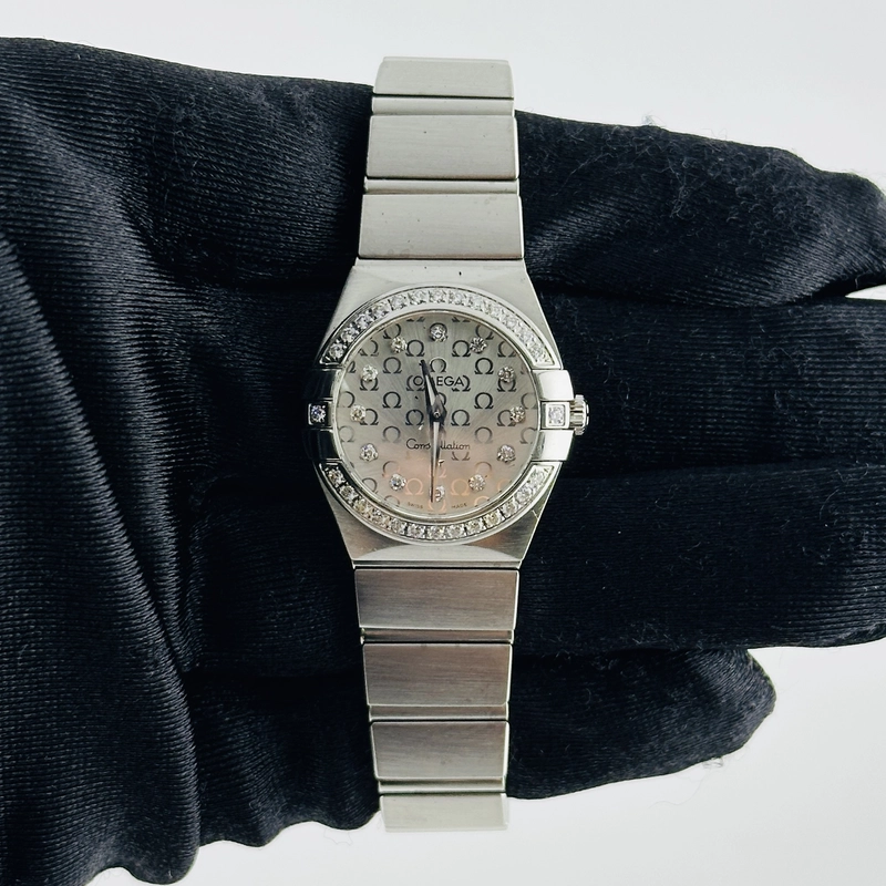 Omega Constellation Silver Diamond Factory Dial on Stainless Steel Bracelet Ref. 123.15.24.60.52.001 view 2