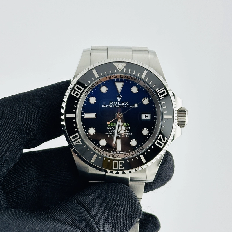 Rolex Sea-Dweller Deepsea James Cameron Blue Dial on Oyster Ref. 136660 Card 2024 view 3