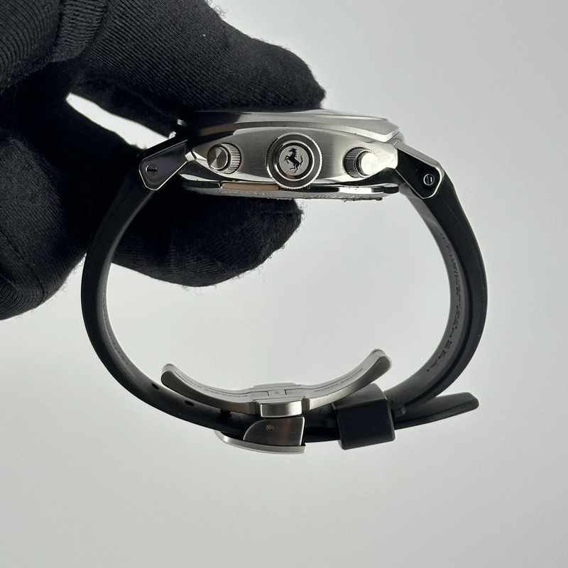 Panerai Ferrari GT Chronograph Black Dial on Rubber Strap Ref. F6656 Complete Open Date view 6
