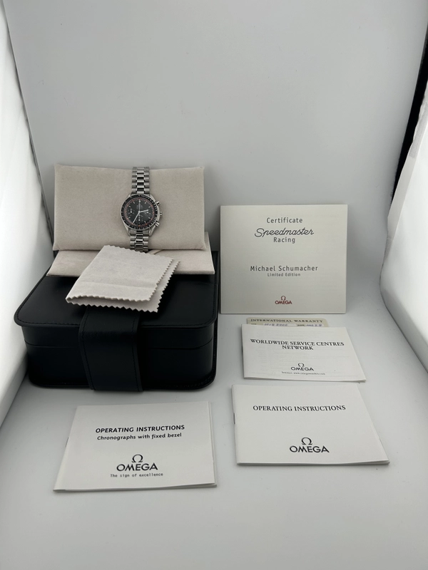 Omega Speedmaster Racing Black Dial on Stainless Steel Bracelet Ref. 3518.50.00 Complete 2003 view 7