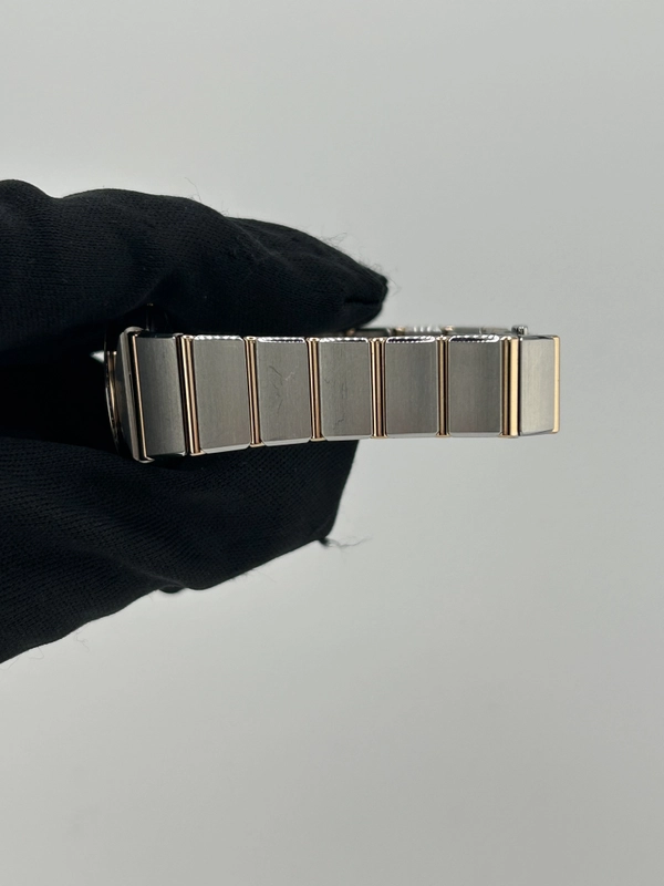 Omega Constellation White Mop Dial on Rose Gold And Stainless Steel Bracelet Ref. 131.25.25.60.55.001 view 5