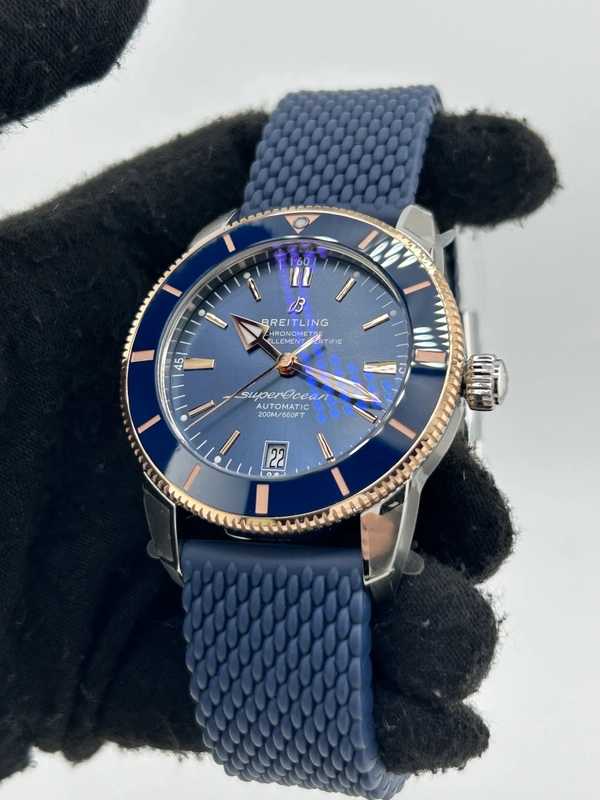 Breitling Superocean H√©ritage II B20 Automatic Blue Dial on Rubber Strap Ref. UB2010161C1S1 Complete 2026 view 3