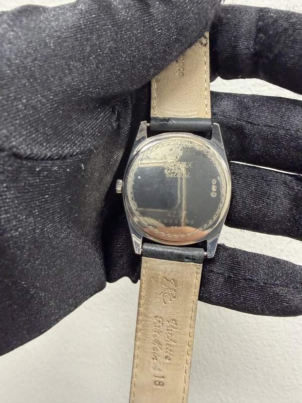 Rolex Cellini Black Dial on Am Leather Ref. 4233/9 Papers 2005 view 2