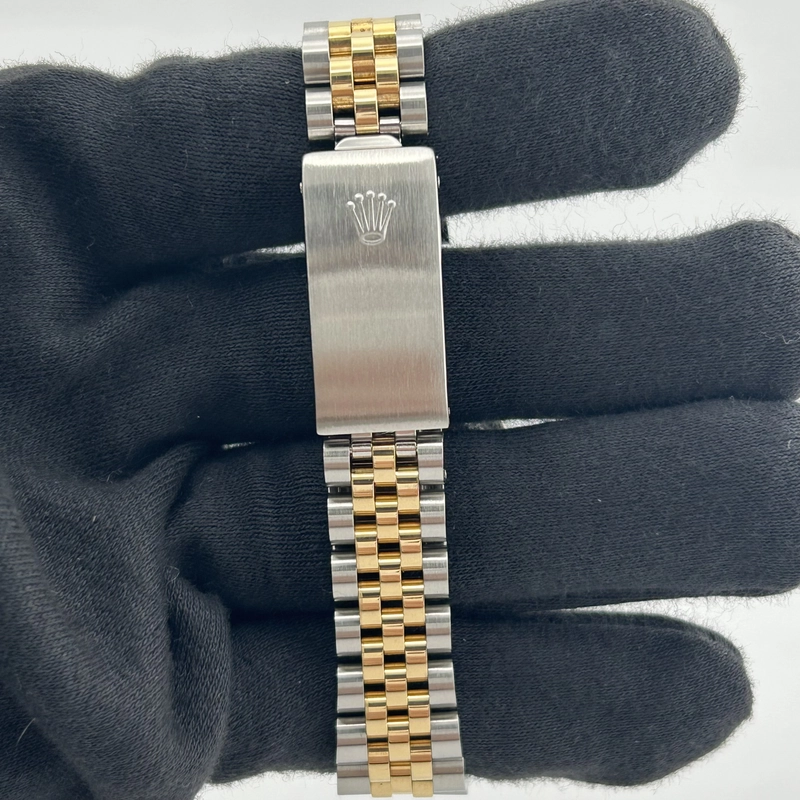 Rolex Datejust White Roman Dial on D Link Jubilee Bracelet Ref. 68273 1991 view 4