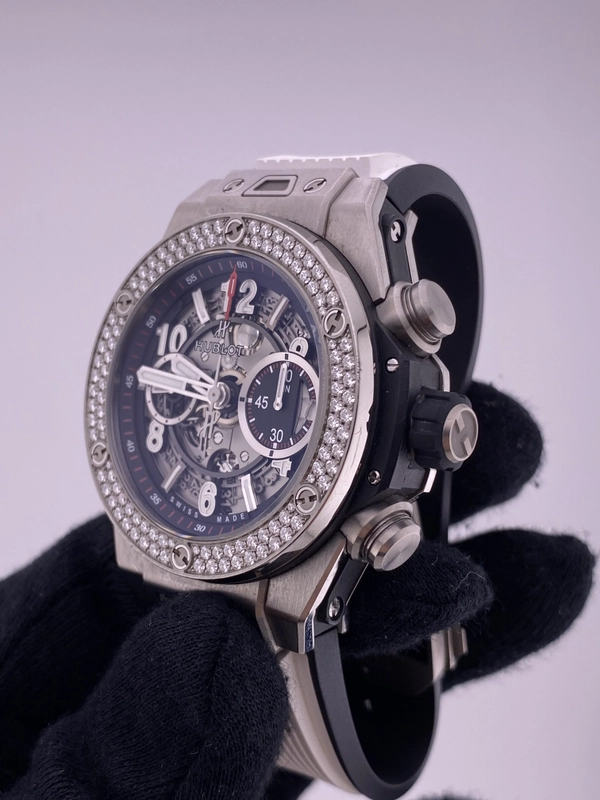 Hublot Big Bang Unico Black Skeleton Dial on Rubber Strap Ref. 411.NX.1170.RX.1104 Archives and Box 2019 view 3