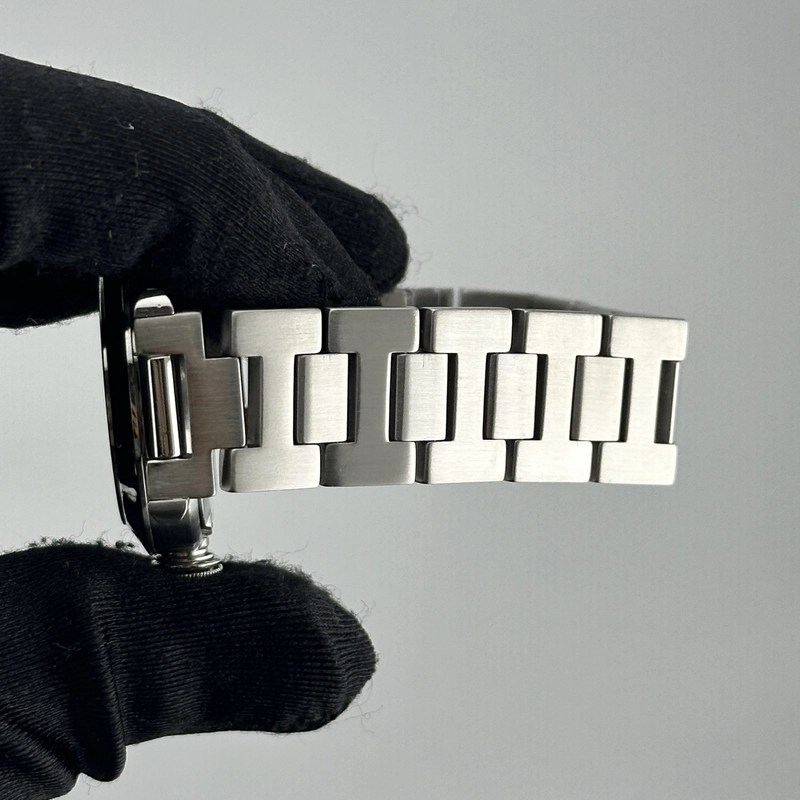 Cartier Pasha C White Arabic W Gold Markers Dial on Stainless Steel Bracelet Ref. 2324 view 5