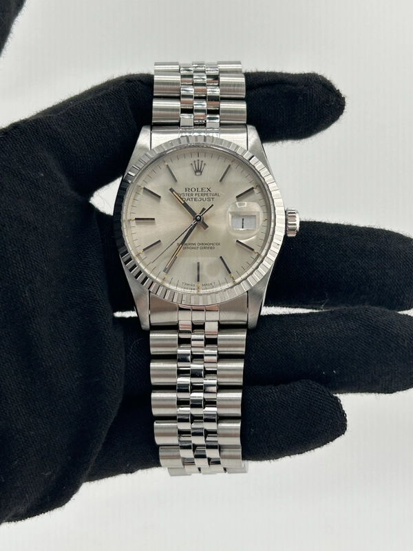 Rolex Datejust 36 Silver Stick Dial on Jubilee D Link Bracelet Ref. 16030 1986 view 2