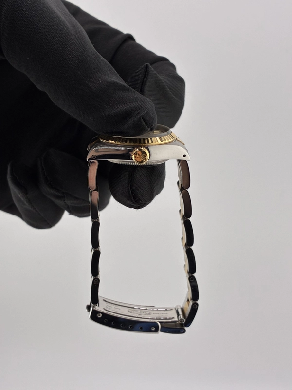 Rolex Lady-Datejust Champagne/Gold Stick Dial on Oyster Bracelet Ref. 69173 1989 view 6
