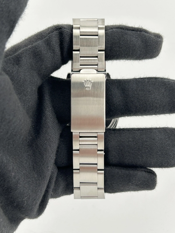 Rolex Datejust 36 Silver Stick Refinished Dial on Oyster Bracelet Ref. 1601 1963 view 3