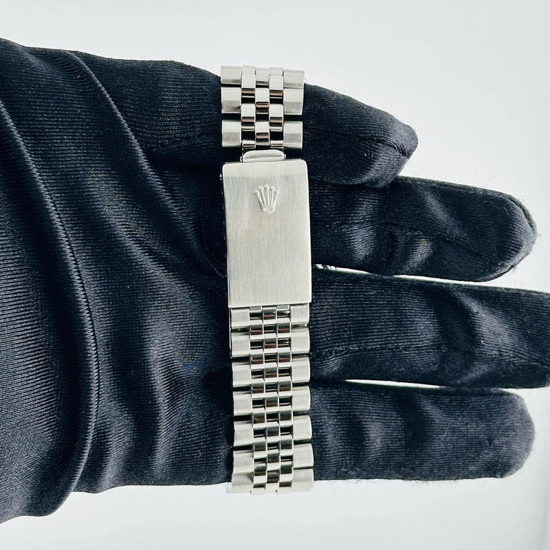 Rolex Datejust Silver Stick Dial on D Link Jubilee Bracelet Ref. 1601/4 1971 view 4
