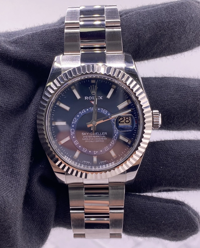 Rolex Sky Dweller Blue Dial on Oyster Ref. 326934 Card 2018 view 2