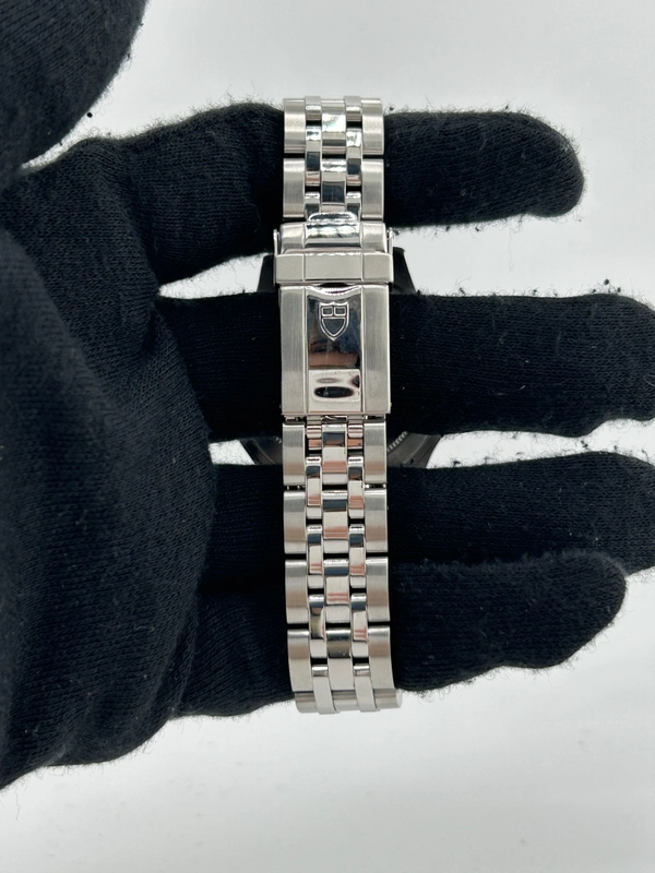 Tudor Prince Date Hydronaut Black Dial on Stainless Steel Bracelet Ref. 85190 view 4