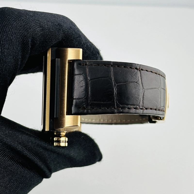 De Grisogono Instrumento Wood Dial on Leather Ref. AU750 view 4