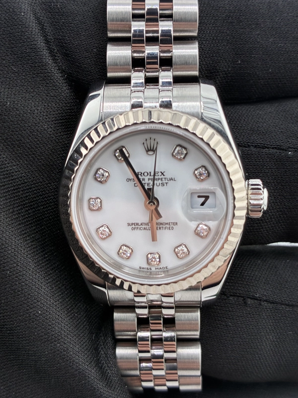 Rolex Datejust Lady White Diamond Dial on Jubilee Ref. 179174G Papers 2006 view 2