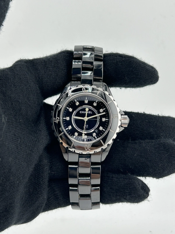 Chanel J12 Black With Factory Diamonds Dial on Bracelet Ref. H1625 Complete 2005 view 2