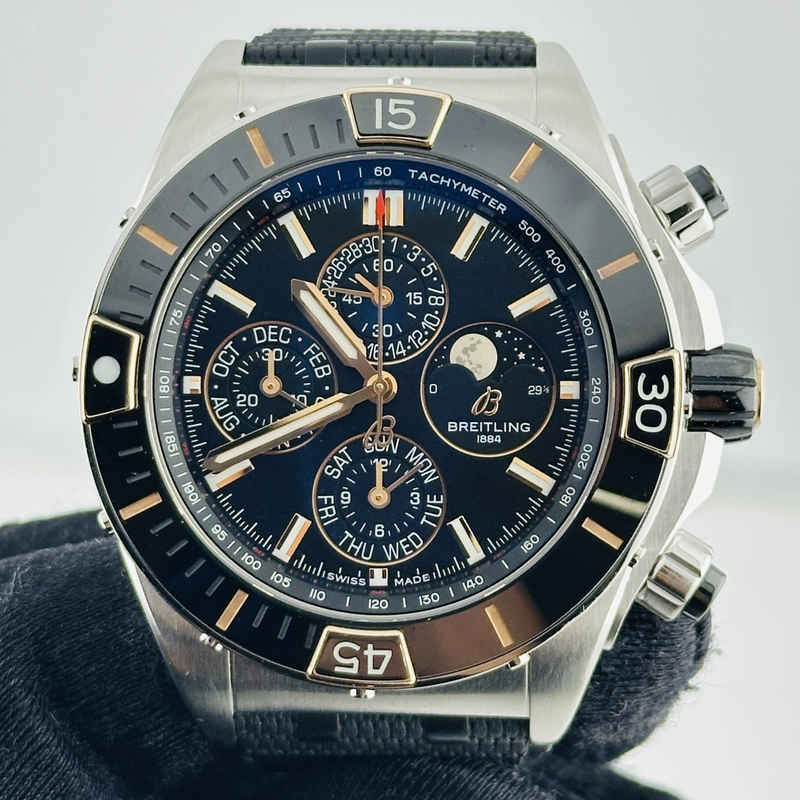 Breitling Super Chronomat Four-Year Calendar Black / Gold Diamond Markers Dial on Rubber Strap Ref. I19320251B1S1 Complete 2022 view 3