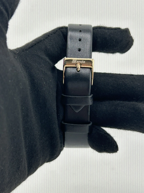 Rolex Datejust Champagne Stick Dial on Generic Black Leather Strap Ref. 16233 1993 view 4