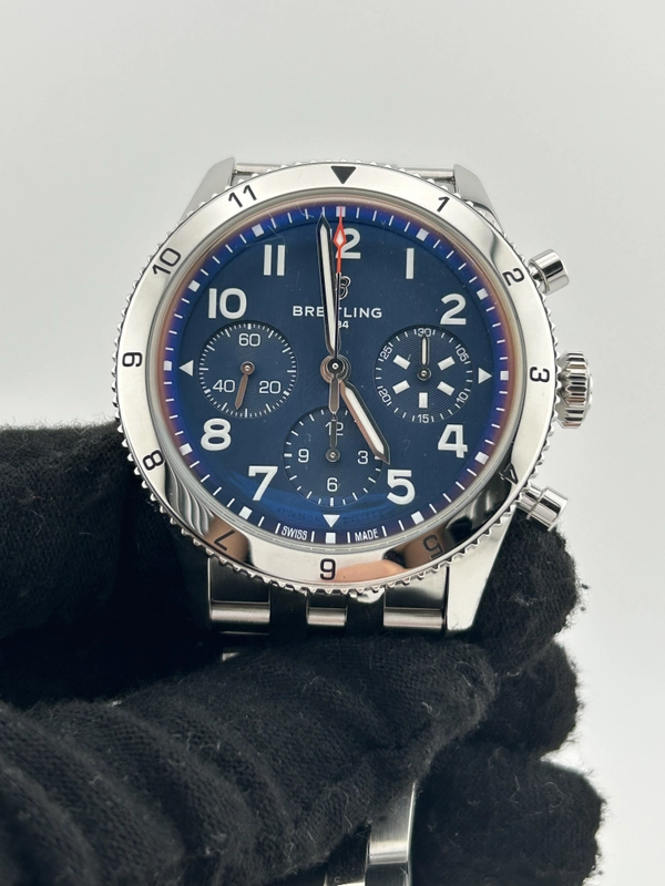 Breitling Classic AVI Chronograph Blue Dial on Stainless Steel Bracelet Ref. A233801A1C1A1 Complete 2023 view 3