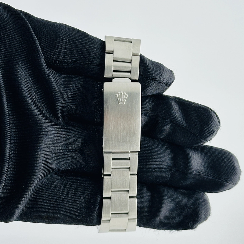 Rolex Air-King Silver Dial on Oyster Ref. 14010 1991 view 4