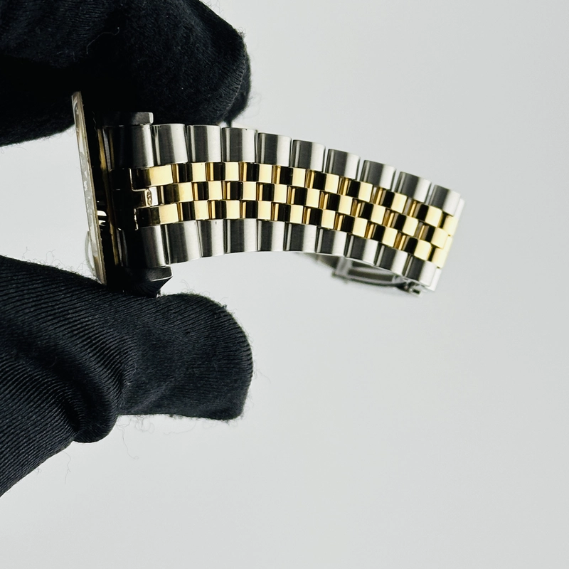 Rolex Datejust Champagne Diamond Factory Dial on D Link Jubilee Bracelet Ref. 16233G 1996 view 5